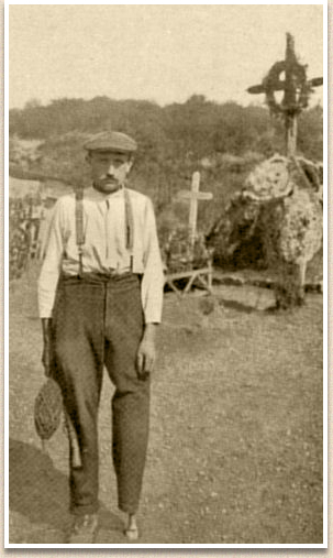 Tribout, gardien du cimetiere